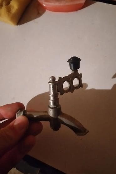 qaz nasosu satilir: Samavar kirantı 4 . 5 ltr latun teze — 2