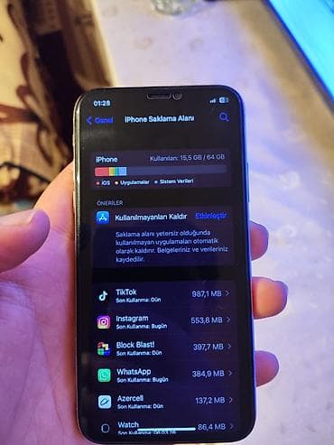 a 10 s: IPhone X, 64 GB, Gümüşü — 6