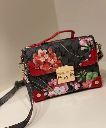 i̇pli qadın kupalnikləri: Hamisi birlikde 20 Azn — 3