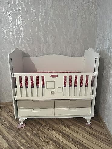 islenmis matras: Oğlan və qız üçün, İşlənmiş, Çarpayı, Matras ilə — 2