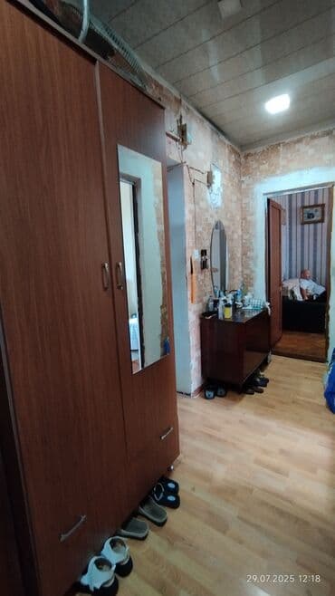 sumqayit 17 mkr: Bakı, Suraxanı, 2 otaqlı, Köhnə tikili, 49 kv. m — 17