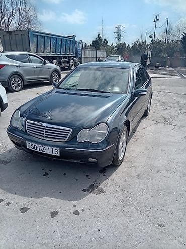 volkswagen tiguan 1 4: Mercedes-Benz C-Class sedan - Kuzov: sedan, tünd rəng - Nömrə: AZ — 3