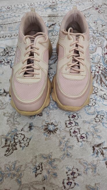 женские кроссовки reebok hexalite: Qadınlar üçün idman ayaqqabısı - Rəng: pudra/boz-bej tonlarında — 3