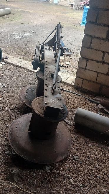 hidravlik: Kardan ötürücülü, üçnöqtəli asqıya qoşulan diskli otbiçən - Traktorun — 3