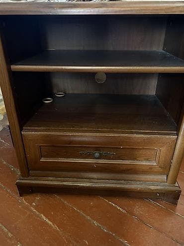 televizor alti mebel: Taxta TV/mediastend — 2