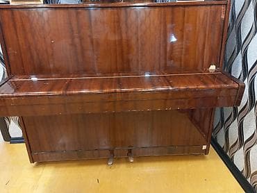 midi klaviş: Belarus piano – akustik upright model - Marka/model: “Беларусь” — 4
