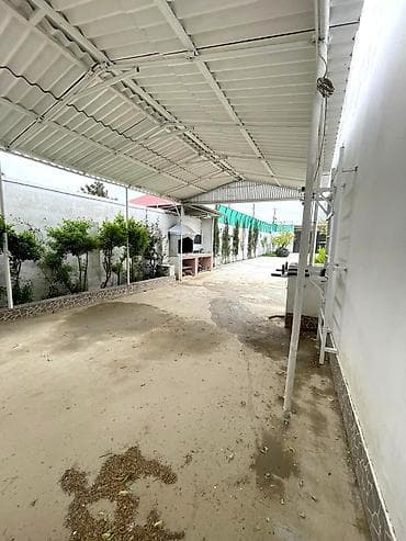 bag evi: Bakı, Novxanı, 300 kv. m, 4 otaqlı — 2