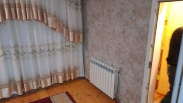 bakıxanovda ev: Bakixanov qəsəbəsində 9 mertebeli binanın 1-ci mərtəbəsində yerləşən — 3