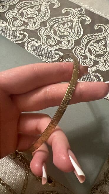 qaşlı canta: Klatç, Yeni — 6