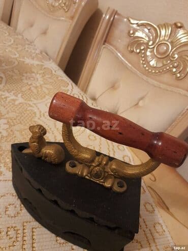 qədimi qəpiklər: Kömür ütüsü - Qedimi komur utusu. Antikdir. Latun islemeli — 2