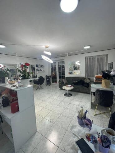 сулук курт бишкек адрес: Gözəllik salonu obyekt TBİlİSİ prospekti yol kenarı Buz Arenası ilə — 10