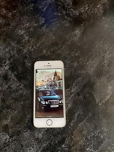 iphone 5 platasi: IPhone 5s, < 16 GB, Qızılı — 3