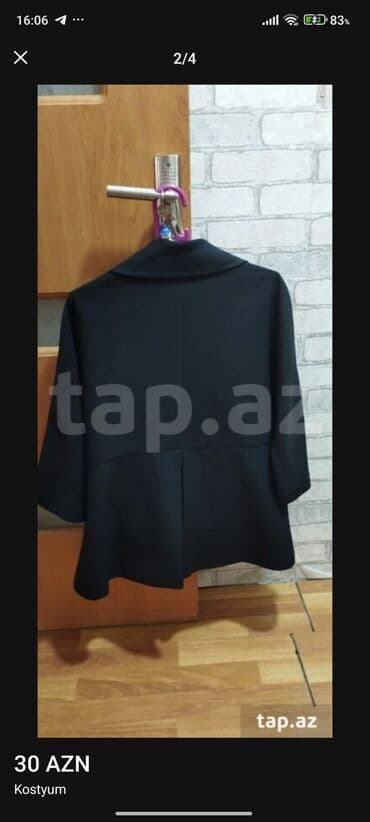 messi'nin forması: Qadın kostyumu – Y London, ölçü 42. - Rəng: qara, ağ rəngli zolaq — 2