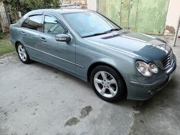 e 200: Mercedes-Benz 200: 1.8 l | 2006 il Sedan — 3