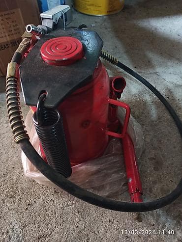 zapi maşin: Hidravlik Domkrat, Maksimum yükqaldırma: >10 t — 3