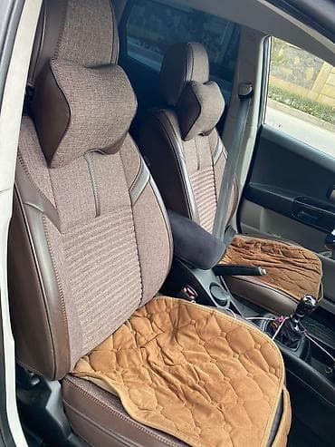 bağ arası kultuvator: Kia cee’d hatchback Xüsusiyyətlər: - Kuzov: 5 qapılı hatchback - — 10