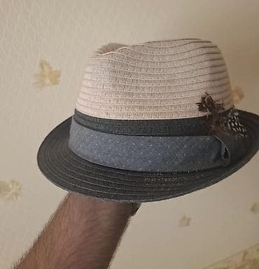 baş: Şapka – klassik fedora üslubu - Material: yüngül hörmə (üst hissə bej — 2