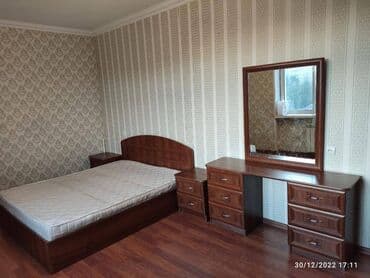 naxcıvan kirayə ev: Sabunçu rayonu,Bakıxanov(Razin),Razin kruqunda,2 otaqlı,təmirli,əşyalı — 3