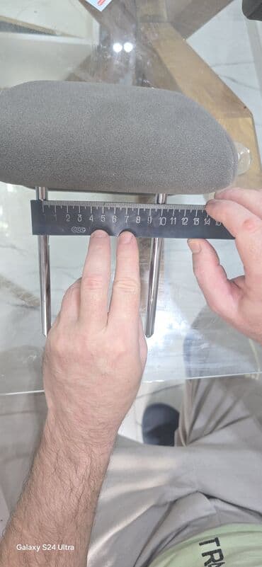 Digər salon aksesuarları: Hər şey üçün - 2 manat. Sancağın diametri 10 мм.-dir. Böyük — 3