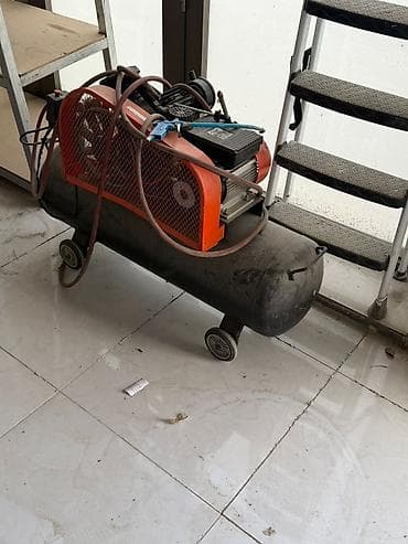 Холодильное оборудование: Hazir Teker balans biznesi. Elave olaraq 4 eded teker vitrini. Qiymet — 3