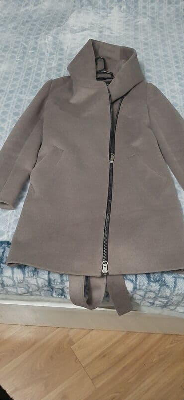 Dəstlər, kostyumlar: Paltolar — 2