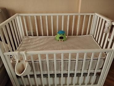 Oğlan və qız üçün, İşlənmiş, Dördbucaq, Beşik, Dəstsiz, Matras ilə, Yellənmə mexanizm ilə lalafo.az -da Oğlan və qız üçün, İşlənmiş, Dördbucaq, Beşik, Dəstsiz, Matras ilə, Yellənmə mexanizm ilə