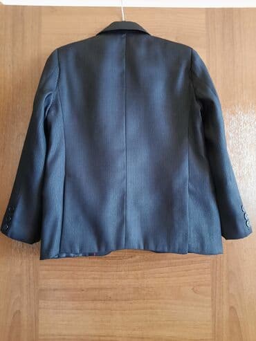 Məktəbli forması: Kostyum + jilet desti oglan ucun. Gence seheri — 4