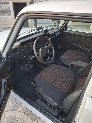 naxçıvan avto: VAZ (LADA) 2107: 0.6 l | 2004 il Sedan — 4