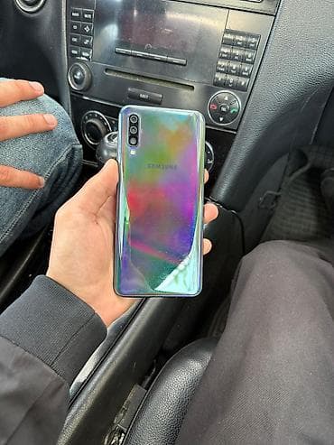 Samsung Galaxy A50, 64 GB, Barmaq izi