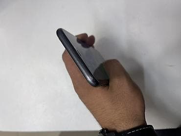 iphone 11 satilir: IPhone 11, Qara — 6