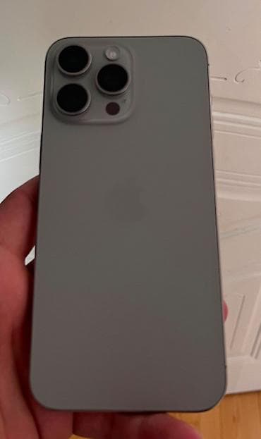 Elektronika: IPhone 15 Pro Max, 256 GB, Natural Titanium, Face ID — 3
