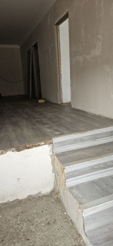 ilkin ödənişsiz evlər 2023: 4 otaqlı, 140 kv. m, Kredit var, Orta təmir — 9