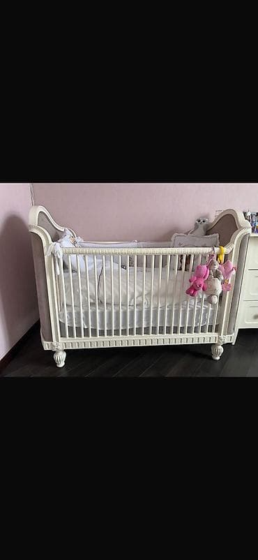 Oğlan və qız üçün, Dördbucaq, Beşik, Dəst ilə, Matrassız, Yellənmə mexanizmsiz