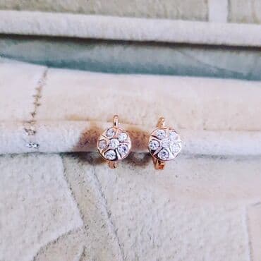 tek qizil gul qiymeti: Sırğa, Çəhrayı qızıl, 585 Əyar, 223 g — 2