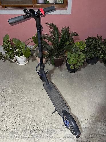 Elektrik nəqliyyatı: Umicodan almışam, sürülmür deye satılır real alıcıya cüzi ednirim — 1