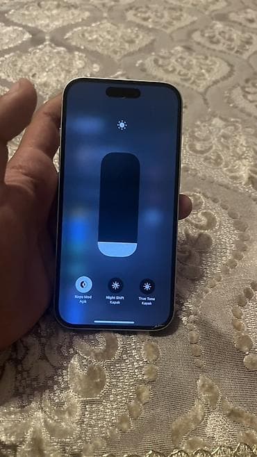 işlenmiş kondisoner: IPhone 15, 128 GB, Ağ, Qırıq — 3