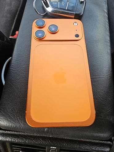 Məhsul: iPhone (narıncı rəngdə xüsusi arxa qapaq/korpus dəsti ilə) at lalafo.az Məhsul: iPhone (narıncı rəngdə xüsusi arxa qapaq/korpus dəsti ilə)