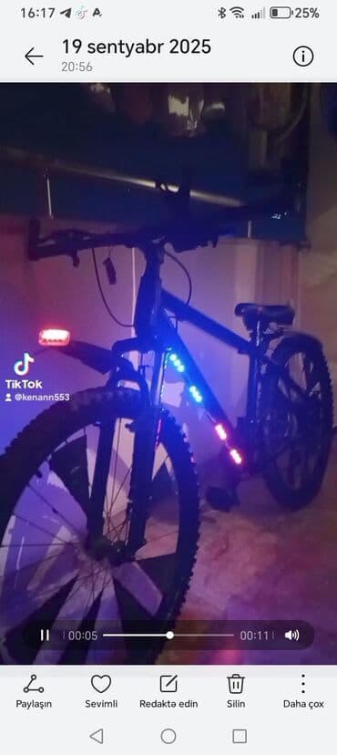 velosiped 28 lik: Elektriklə təchiz edilmiş dağ velosipedi - Rəng: qara, iri — 1