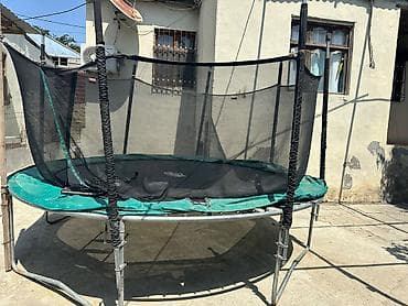 Uşaqlar üçün trampolin - Dairəvi model, təxminən 3–3,5 m diametr -