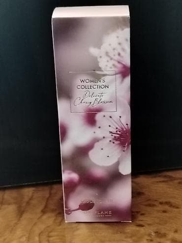 Oriflame Women’s Collection – Delicate Cherry Blossom tualet suyu -
