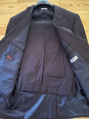 kişi ucun klassik qara kostyum: Az geyinilmiş kostyumdur. Dəstə püncək və şalvar daxildir. Çatdırılma — 2