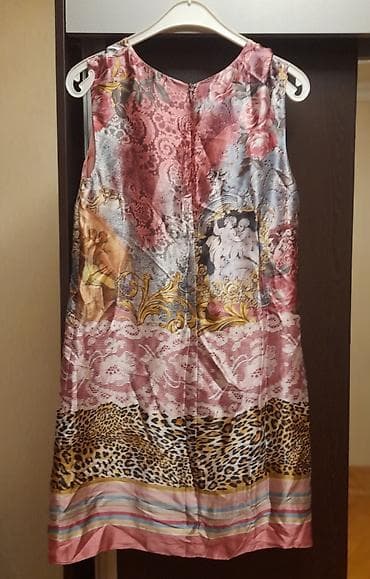 Atlas rəngli cox serin hem kokteyl hem gundelik üçün uyğundur bir ya