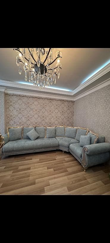 Künc divan, Divan