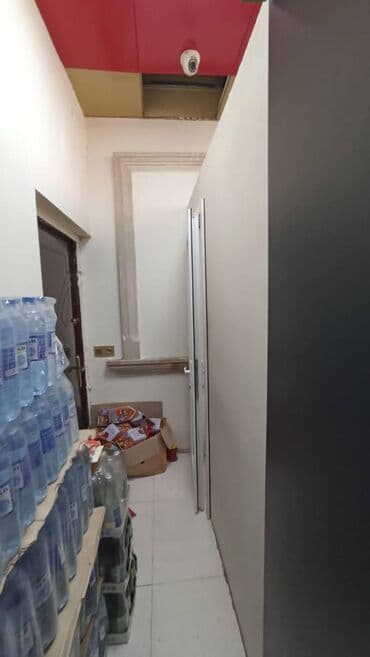 nerimanov icare obyekt: Xalqlar metrosuna yaxin market yerləşən ümumi sahəsi 100 kv,m olan — 6