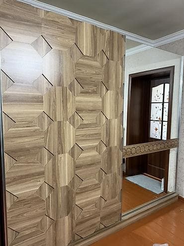 qoz findiq: İşlənmiş, 2 qapılı, Güzgülü, Qəhvəyi, Kupe, Düz dolab — 1