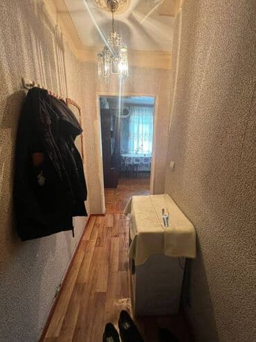 1 otaqlı kohnə tikili: Bakı, 2 otaqlı, Köhnə tikili, m. Elmlər Akademiyası, 35 kv. m — 6