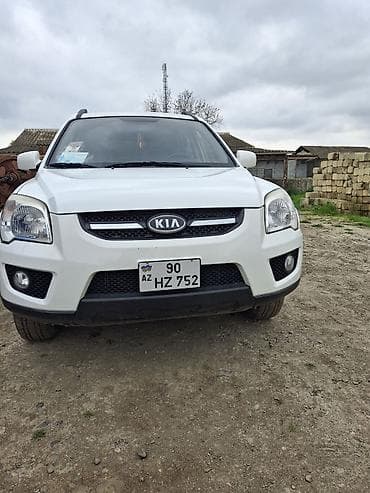 Kia Sportage – ağ rəngli kompakt SUV Texniki xüsusiyyətlər və