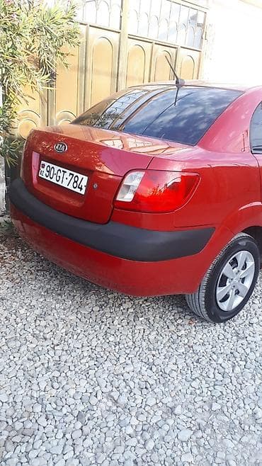 avtomobil satış: Kia Rio: 1.4 l | 2008 il Sedan — 4