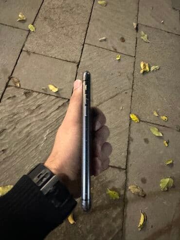 samsung flip 4 qiymeti: IPhone 11, 128 GB, Qara, Face ID — 4