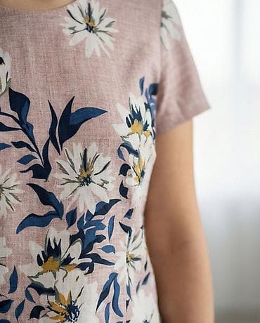 des geyimler: İki hissəli qadın dəsti – köynək və ətək - Rəng: pudra-çəhrayı baza - — 4